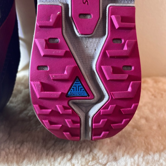 Brooks Womens Caldera 5 Black Fuchsia Trail Running Shoes Size 8 - Picture 9 of 10
